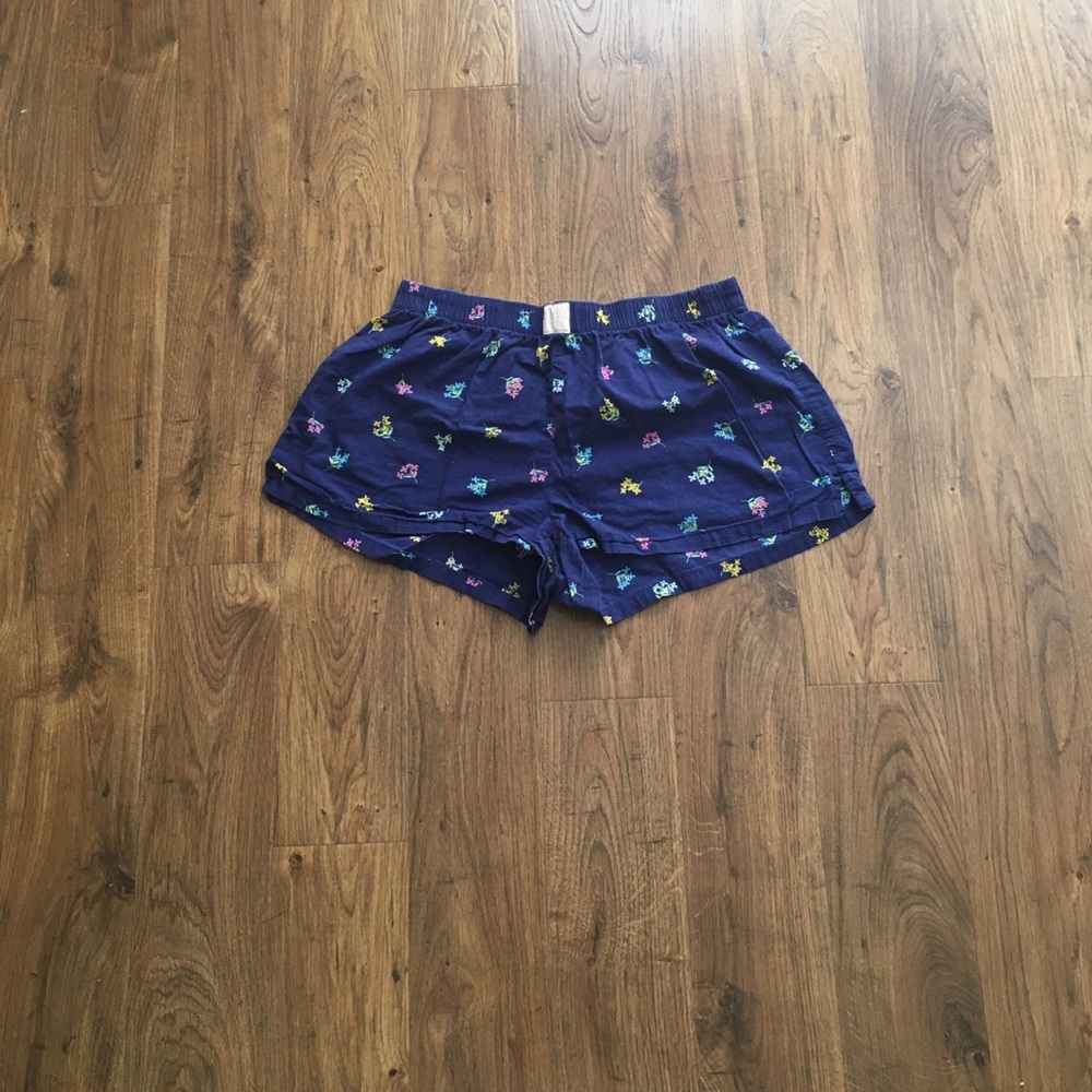 LOVE BY GAP M women’s blue shorts with flowers